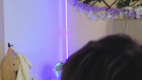 Snapshot of baby_xian chatting on 2, 3, 2025 Dani online show from 2, 3, 2025