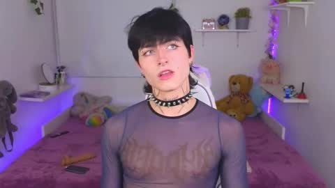 Snapshot of baby_xian chatting on 14, 11, 2025 Dani online show from 14, 11, 2025