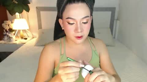 Snapshot of babyamandaxx chatting on 11, 9, 2025   AMANDA  online show from 11, 9, 2025