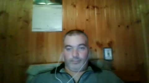 Snapshot of babybaby83 chatting on 22, 12, 2024 Darren online show from 22, 12, 2024