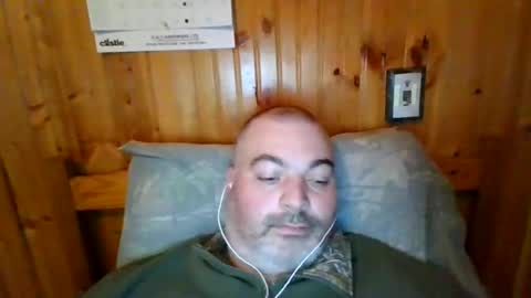 Snapshot of babybaby83 chatting on 26, 2, 2025 Darren online show from 26, 2, 2025