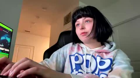 babybray online show from 23, 10, 2025