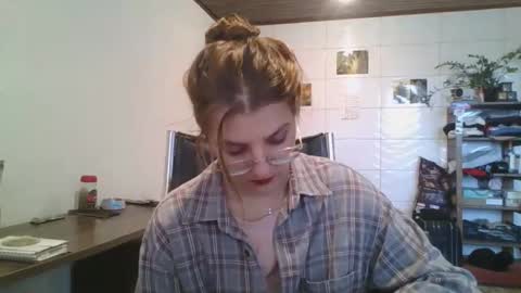 Snapshot of babydemon6 chatting on 29, 4, 2026 babydemon6 online show from 29, 4, 2026