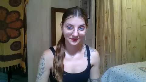 Snapshot of babydemon6 chatting on 19, 5, 2026 babydemon6 online show from 19, 5, 2026