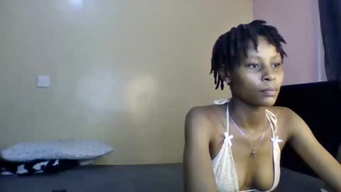 Snapshot of babydoll_230 chatting on 16, 4, 2026 Babydoll 230 online show from 16, 4, 2026