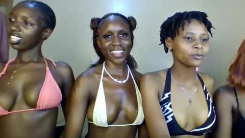 Snapshot of babydoll_230 chatting on 22, 4, 2026 Babydoll 230 online show from 22, 4, 2026