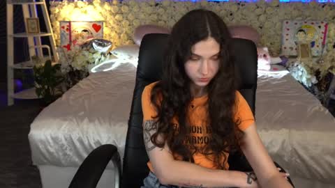 Sasha online show from 6, 4, 2026