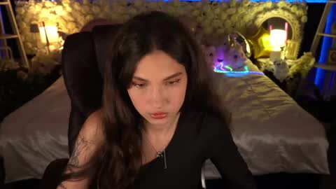 Snapshot of babyflowerr chatting on 7, 6, 2026 Sasha online show from 7, 6, 2026