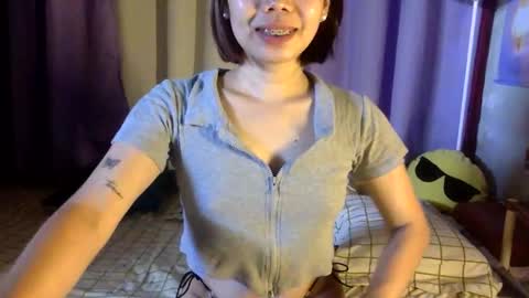 babyfox_26 online show from 25, 5, 2026