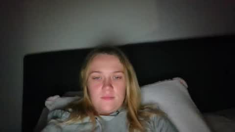 babykay03 online show from 21, 12, 2025