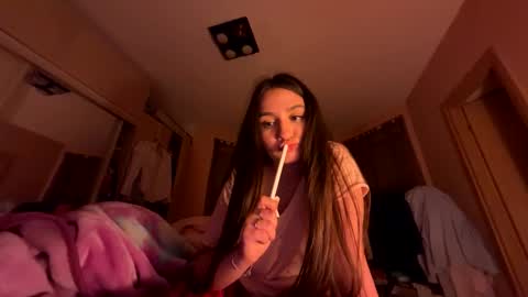 lola online show from 11, 5, 2026