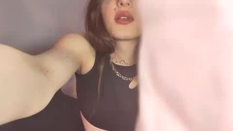 Babypinkmermaid online show from 21, 2, 2025