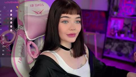 Snapshot of babyroxynill chatting on 1, 12, 2024 Nika online show from 1, 12, 2024