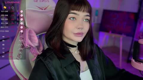 Snapshot of babyroxynill chatting on 7, 12, 2024 Nika online show from 7, 12, 2024