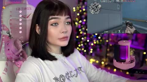 Snapshot of babyroxynill chatting on 6, 1, 2025 Nika online show from 6, 1, 2025