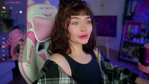 Snapshot of babyroxynill chatting on 24, 1, 2025 Nika online show from 24, 1, 2025