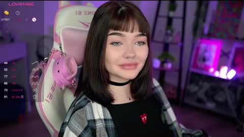 Snapshot of babyroxynill chatting on 7, 2, 2025 Nika online show from 7, 2, 2025