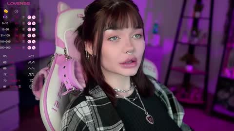 Snapshot of babyroxynill chatting on 27, 2, 2025 Nika online show from 27, 2, 2025