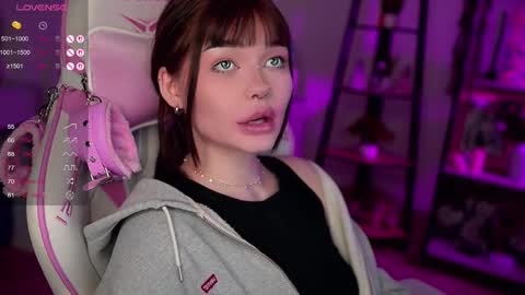 Snapshot of babyroxynill chatting on 28, 2, 2025 Nika online show from 28, 2, 2025