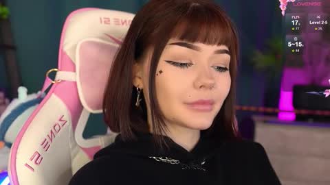 Snapshot of babyroxynill chatting on 2, 10, 2025 Nika online show from 2, 10, 2025