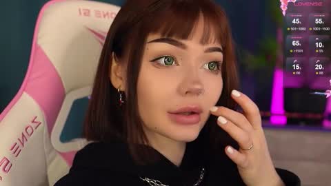 Snapshot of babyroxynill chatting on 3, 10, 2025 Nika online show from 3, 10, 2025