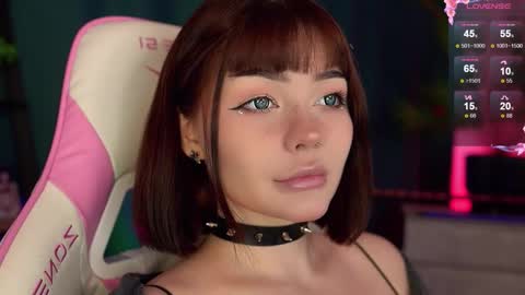 Snapshot of babyroxynill chatting on 17, 10, 2025 Nika online show from 17, 10, 2025