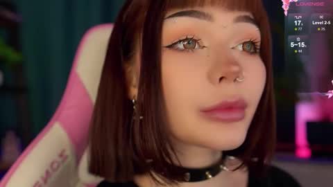 Snapshot of babyroxynill chatting on 18, 10, 2025 Nika online show from 18, 10, 2025