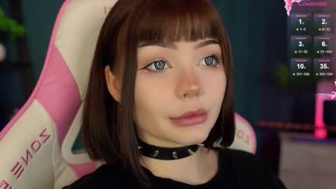 Snapshot of babyroxynill chatting on 27, 10, 2025 Nika online show from 27, 10, 2025