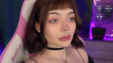 Snapshot of babyroxynill chatting on 8, 11, 2025 Nika online show from 8, 11, 2025