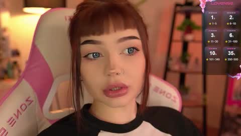 Snapshot of babyroxynill chatting on 16, 11, 2025 Nika online show from 16, 11, 2025