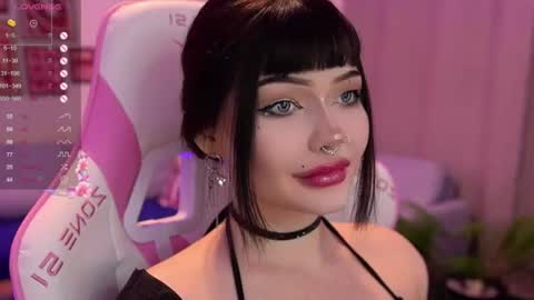 Snapshot of babyroxynill chatting on 17, 6, 2026 Nika online show from 17, 6, 2026