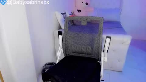 Snapshot of babysabrinaxx chatting on 23, 1, 2025 babysabrinaxx online show from 23, 1, 2025