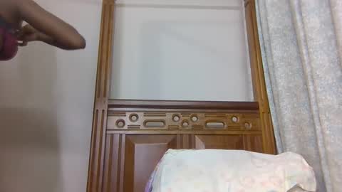 babytylerr online show from 16, 11, 2025