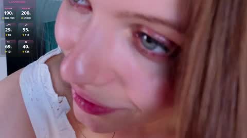 Snapshot of babyyli chatting on 10, 2, 2025 Chloe online show from 10, 2, 2025