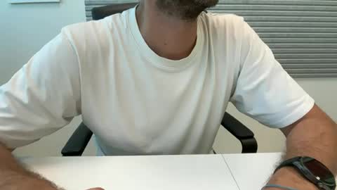 Snapshot of backtoureon chatting on 30, 6, 2026 backtoureon online show from 30, 6, 2026