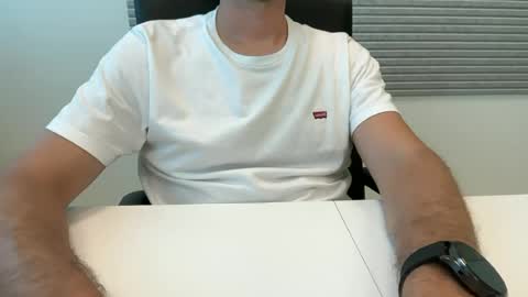 Snapshot of backtoureon chatting on 6, 7, 2026 backtoureon online show from 6, 7, 2026