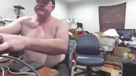 Snapshot of bad_boy4u2abuse chatting on 16, 10, 2025 bad_boy4u2abuse online show from 16, 10, 2025