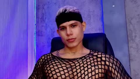 Snapshot of bad_boytoh chatting on 7, 2, 2026 bad_boytoh online show from 7, 2, 2026