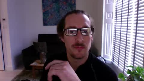 Snapshot of bad_dad43 chatting on 15, 12, 2025 Bad dad43 online show from 15, 12, 2025