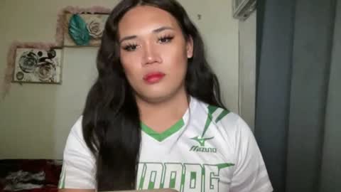 AMARA - FOLLOW ME AND THUMBS UP online show from 7, 3, 2026