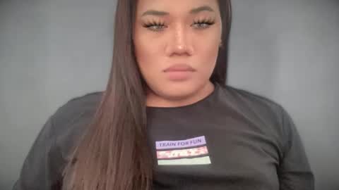 Snapshot of bad_kitty_amara chatting on 20, 5, 2026 AMARA - FOLLOW ME AND THUMBS UP online show from 20, 5, 2026