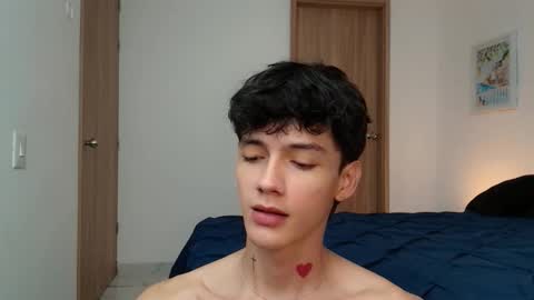 Snapshot of badboy_one chatting on 8, 11, 2025 jhojan online show from 8, 11, 2025