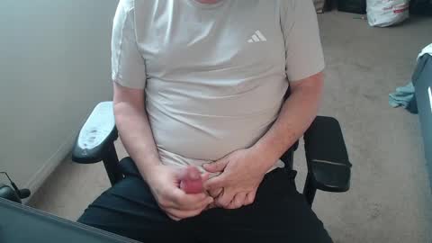 baddaddy77 online show from 8, 4, 2026