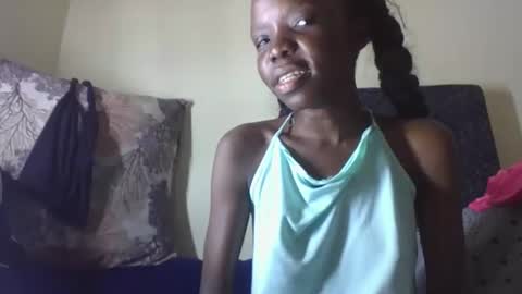 Snapshot of baddie_floxxy chatting on 29, 4, 2026 baddie_floxxy online show from 29, 4, 2026