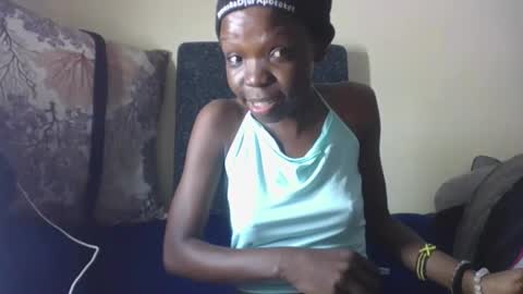 Snapshot of baddie_floxxy chatting on 5, 5, 2026 baddie_floxxy online show from 5, 5, 2026