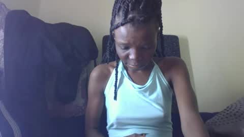 Snapshot of baddie_floxxy chatting on 12, 5, 2026 baddie_floxxy online show from 12, 5, 2026