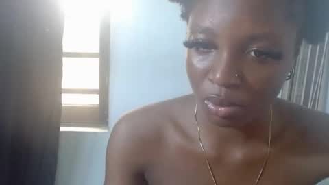 Snapshot of baddiebitchx chatting on 11, 4, 2026 baddiebitchx online show from 11, 4, 2026