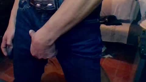 Mexican livin Off the Wall online show from 10, 2, 2025