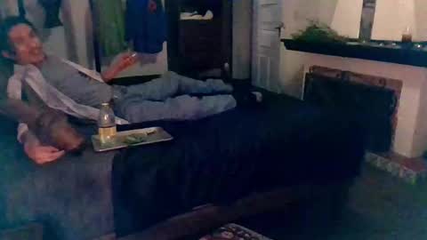 Mexican livin Off the Wall online show from 8, 3, 2025