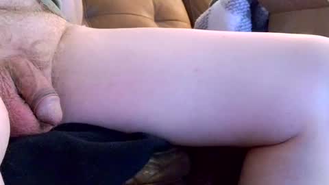 Snapshot of bald_boner chatting on 27, 5, 2026 bald_boner online show from 27, 5, 2026